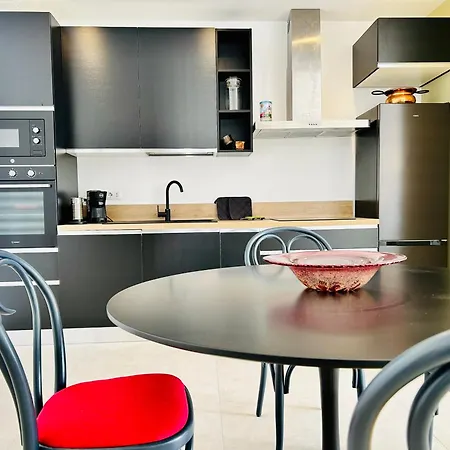 L'ancora 5 Apartment *