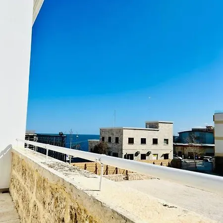 L'ancora 5 * Giovinazzo