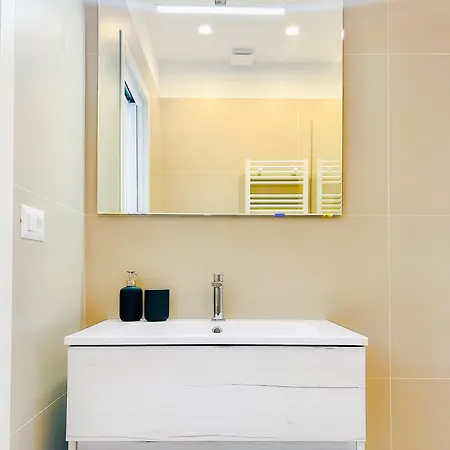 L'ancora 5 アパート