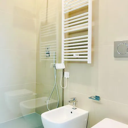 L'ancora 5 アパート *