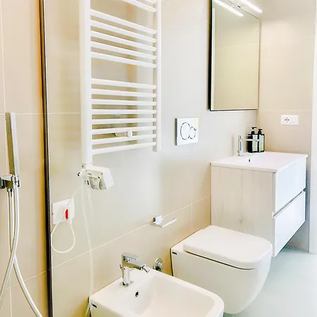 L'ancora 5 アパート